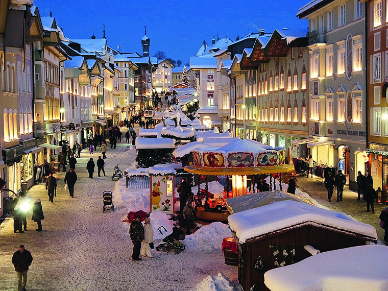 11pta_Christkindlmarkt_Stadt Ba