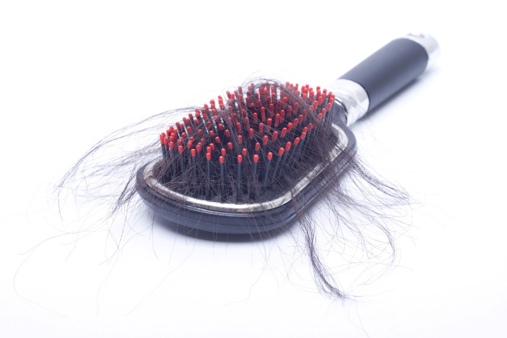 Haarbürste mit Haaren