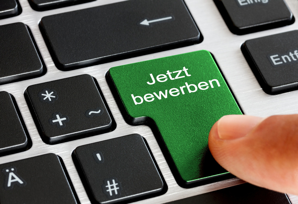 Taste mit Jetzt bewerben Taste mit Jetzt bewerben