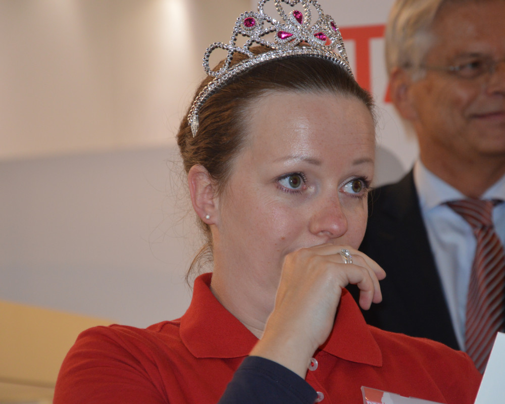Kerstin Chadli kann Ihren Sieg noch gar nicht fassen.