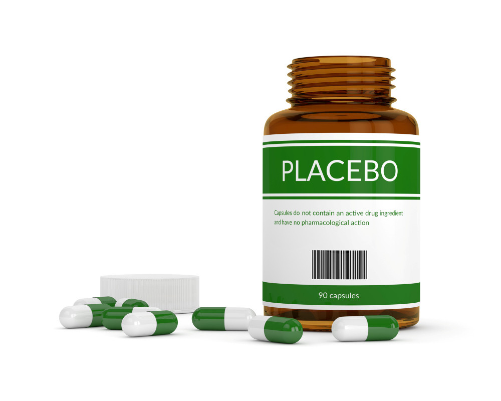 Medizingläschen mit Aufschrift Placebo Medizingläschen mit Aufschrift Placebo