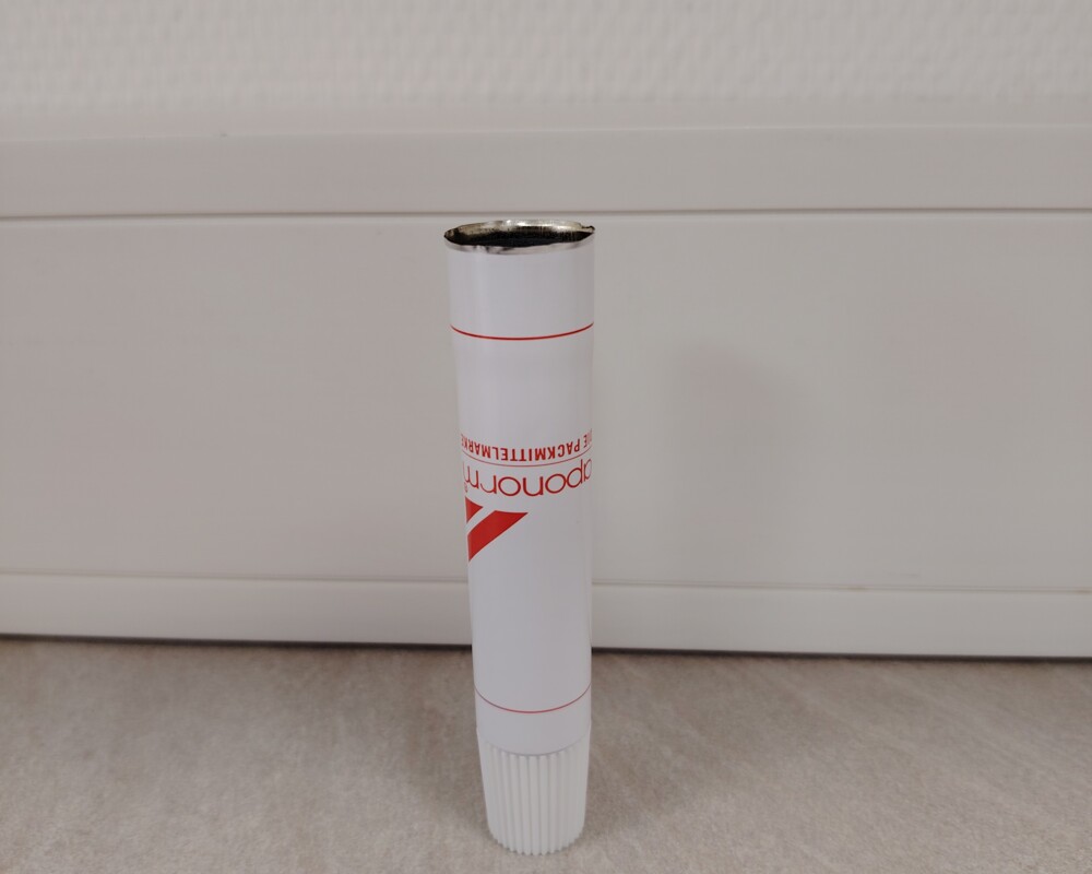 Tube mit Innenschutzlackierung