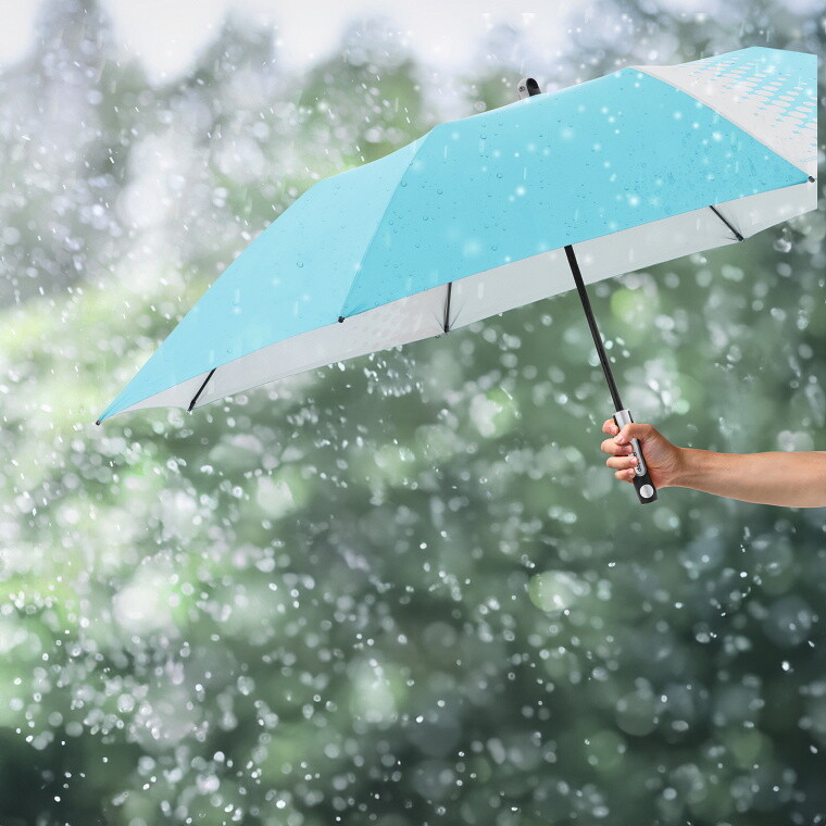 Regenschirm im Regen