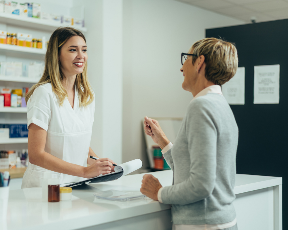 PTA und Kundin im HV