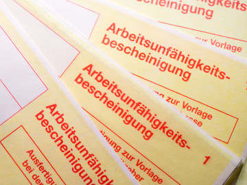 Fächer aus Arbeitsunfähigkeitsbescheinigungen
