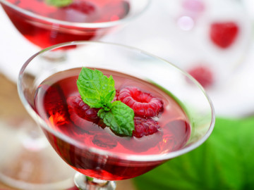 Cocktail mit Himbeeren