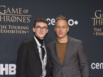 von links: Isaac Hempstead Wright, Game Of Thrones-Darsteller, Schauspieler, (Bran Stark), 
Tom Wlaschiha, Game Of Thrones-Darsteller, Schauspieler, (Jaquen H` ghar)
