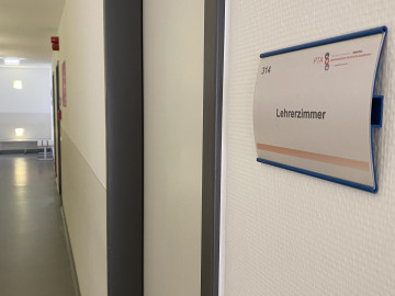 Lehrerzimmer in der PTA-Schule München