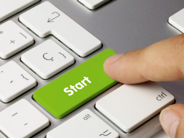Tastatur mit grüner Starttaste