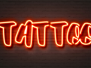 Leuchtreklameschild Tattoo