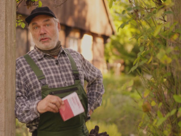 Wechselwirkungs-Experte: „Bauer Schmedebrink“ steht im Mittelpunkt der neuen Spots der Infokampagne zu Neben- und Wechselwirkungen.