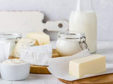 Calciumreiche Lebensmittel: Milch, Käse, Joghurt