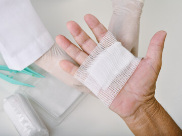 Verbundene Hand