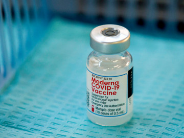 Durchstechampulle des Moderna-Impfstoffs gegen COVID-19